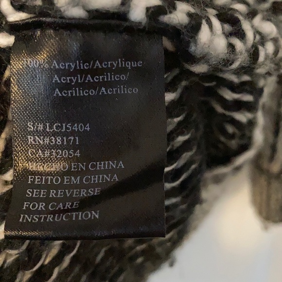 Lucca couture sweater with buttons - Picture 5 of 6